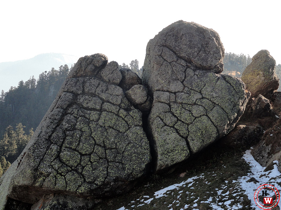 churdhar-rocks