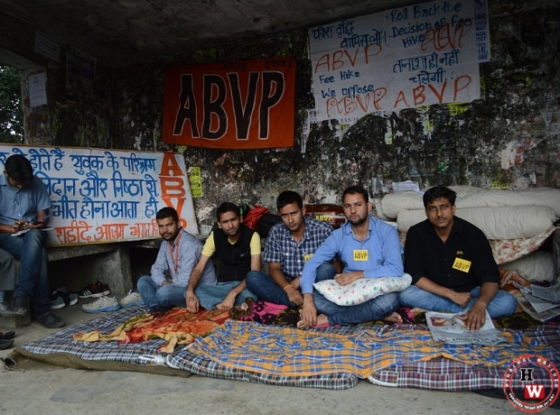 abvp-protest-against-fee-hike