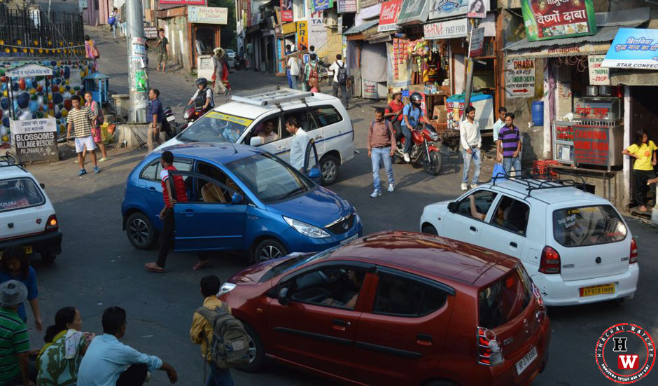 traffic-jam-in-dharmshala