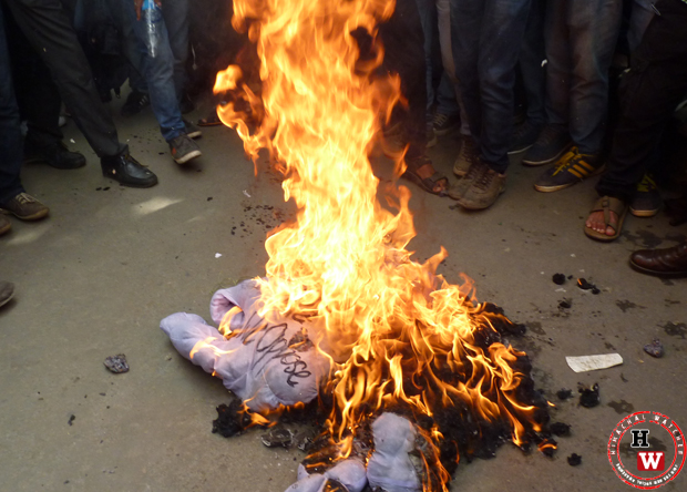 himachal pradesh university fee hiike protest
