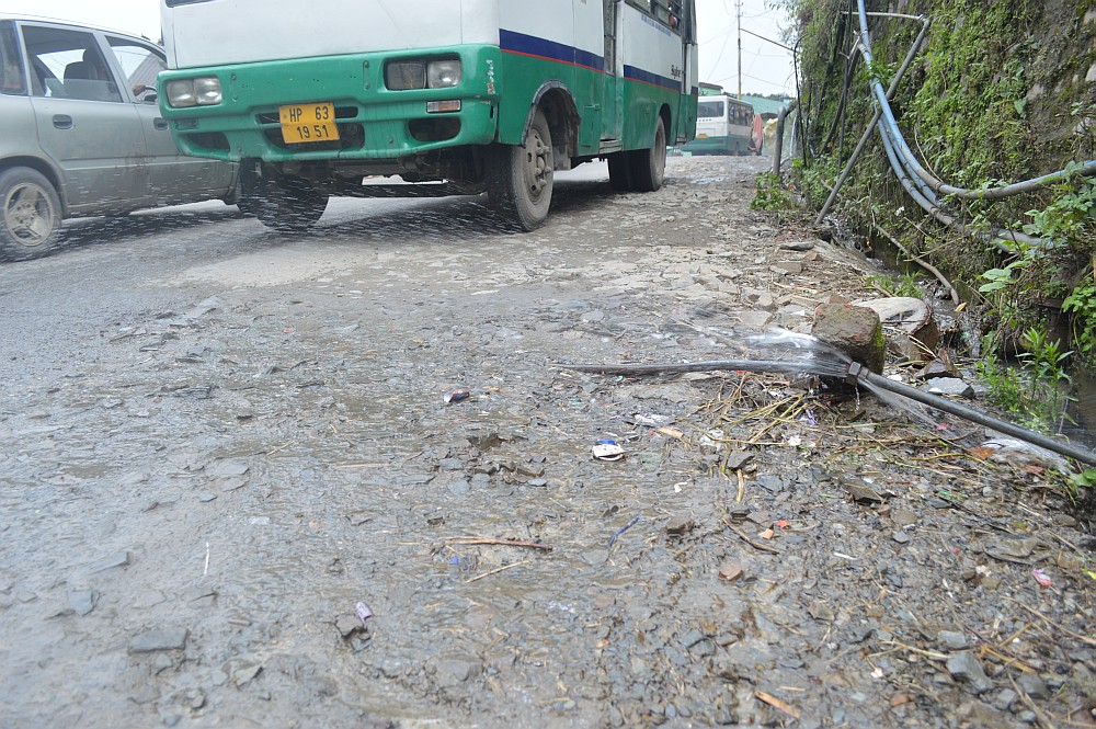 road-damage-shimla1