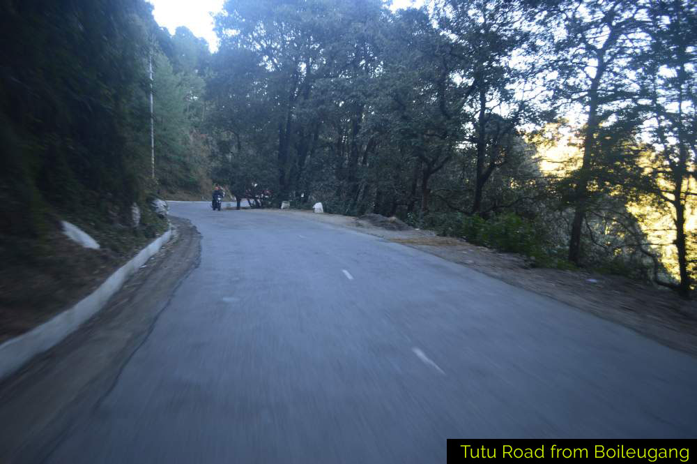 Tutu-Road-from-Boileugang