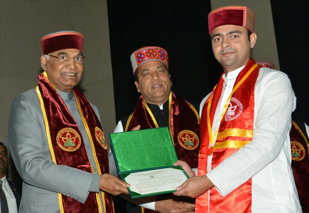 UHF gold Medalist at 9th Convocation of the UHF Nauni