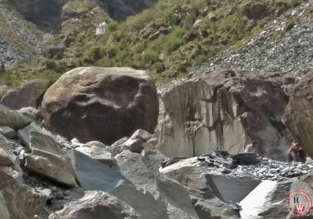 Khanyara illegal mining photos 17